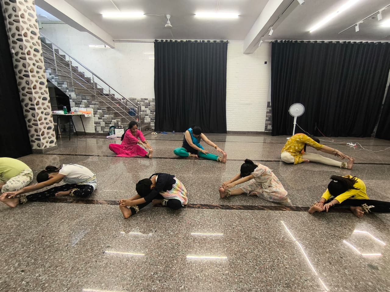 Warm-up session at Nritya Stuti